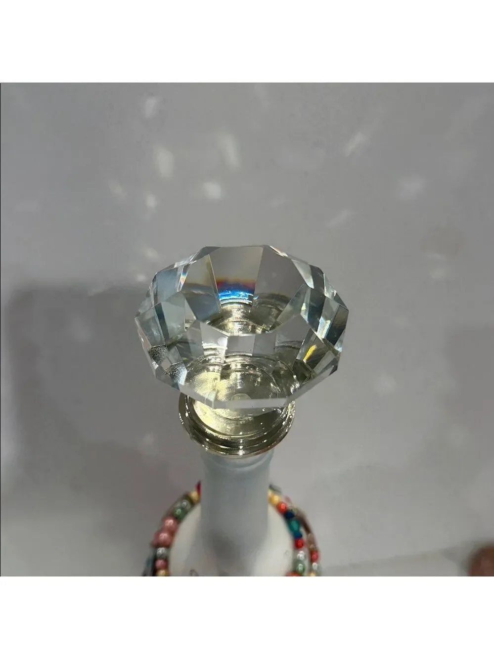 Faceted Crystle Wine Bottle Stopper, Silver Base with 3 Black Rubber Rings